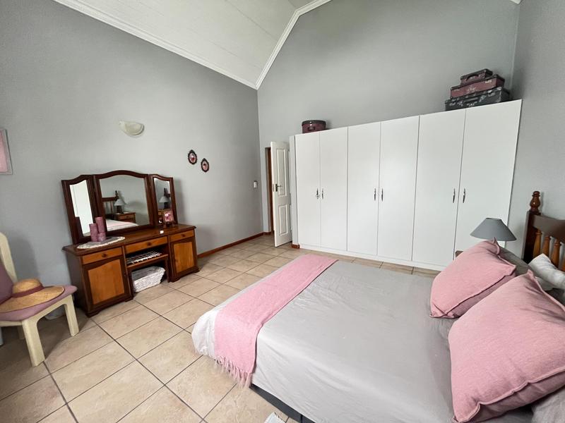 3 Bedroom Property for Sale in Dwarskersbos Western Cape